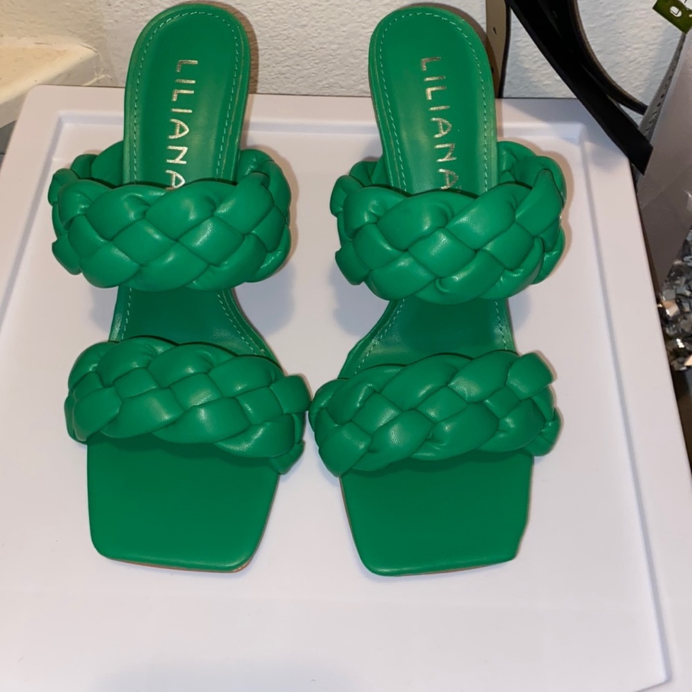 Braided 2 strap Statement Green heels (knock off Steve Madden)